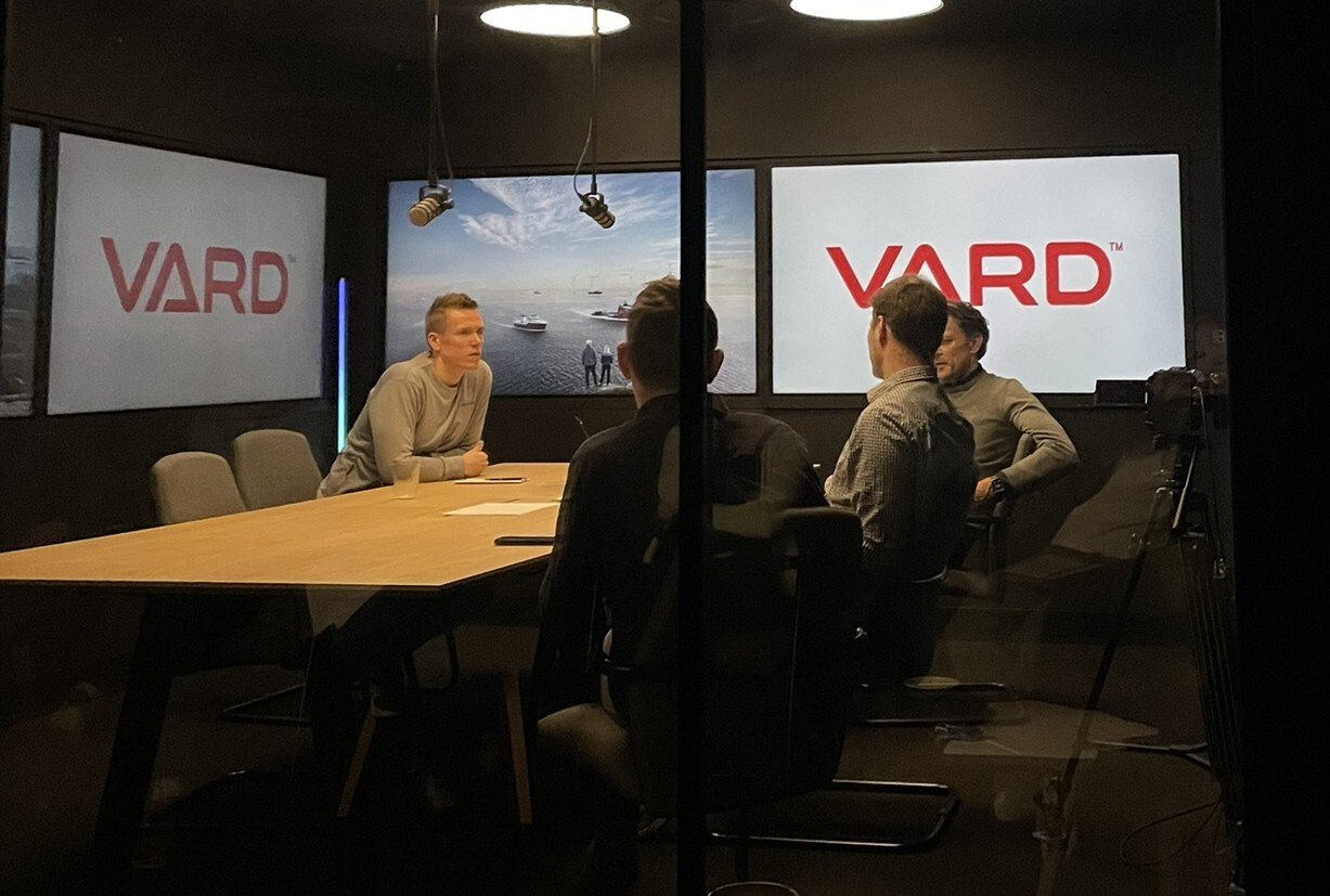 VARD People Lab red VARD People Lab red